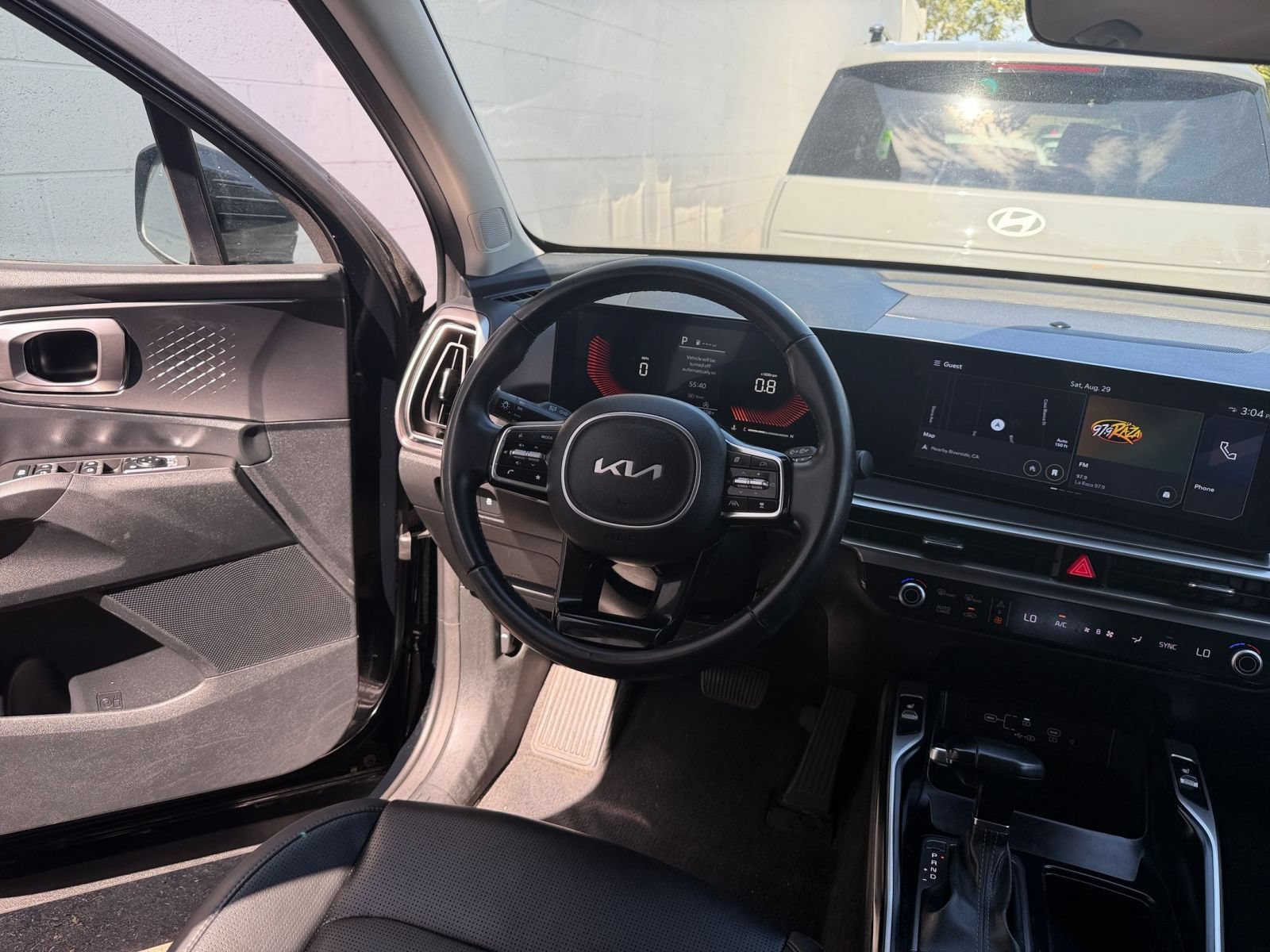 Used 2024 Kia Sorento S FWD image 36