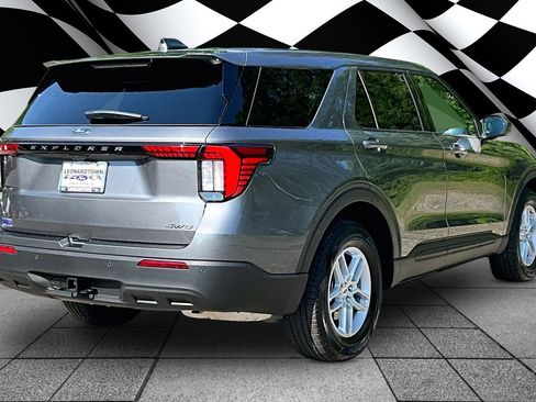 New 2026 Ford Explorer Active AWD/4WD image 15