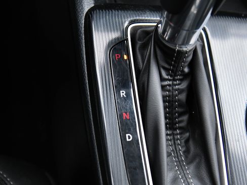 Used 2025 Honda Civic Sport image 24