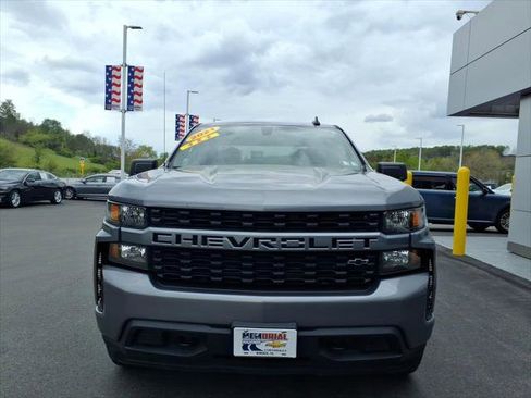 Used 2021 Chevrolet Silverado 1500 Custom w/ LPO, Dark Essentials Package AWD/4WD image 3