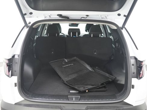 Used 2025 Hyundai Tucson SEL AWD/4WD image 16