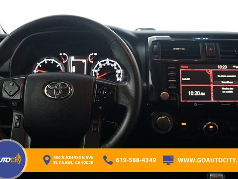 Used 2021 Toyota 4Runner Venture w/ Moonroof Package AWD/4WD image 5