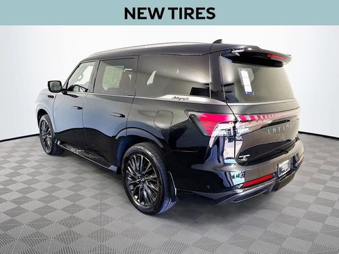 Certified 2026 INFINITI QX80 Autograph w/ Premium Cargo Package AWD/4WD image 7