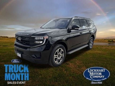 New 2025 Ford Expedition Active image 3