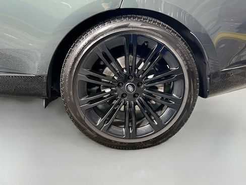 Used 2023 Land Rover Range Rover Long Wheelbase SE AWD/4WD image 34