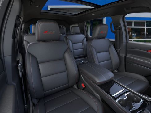 New 2026 Chevrolet Traverse Z71 w/ Driver Confidence Package image 40