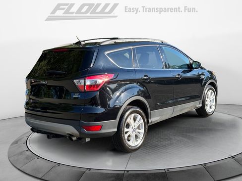 Used 2018 Ford Escape SE AWD/4WD image 9