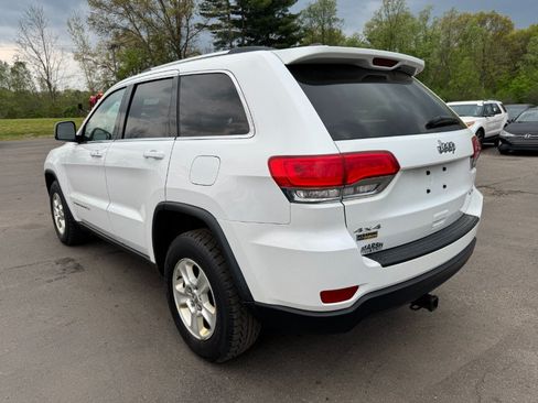 Used 2015 Jeep Grand Cherokee Laredo AWD/4WD image 3
