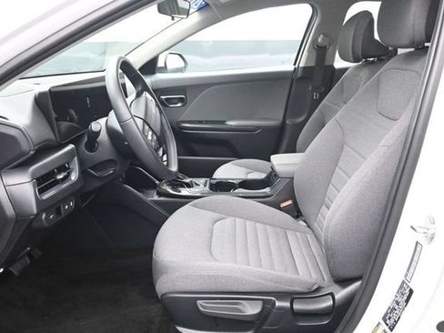 Used 2025 Kia K4 EX FWD image 9