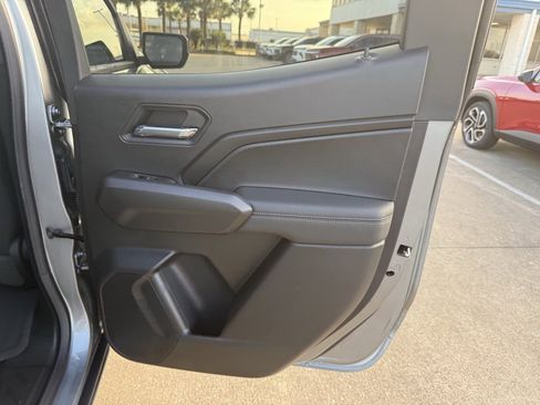 New 2026 Chevrolet Colorado LT image 40