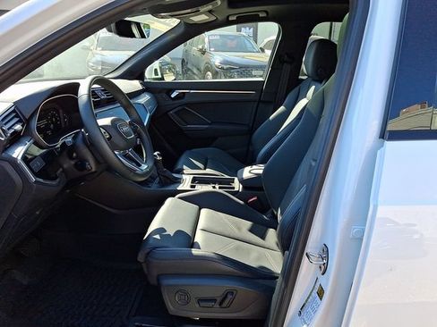 Used 2025 Audi Q3 2.0T Premium w/ Convenience Package AWD/4WD image 14