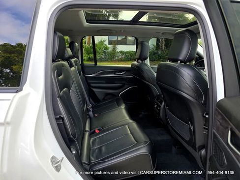 Used 2022 Jeep Grand Cherokee Limited 4xe image 37