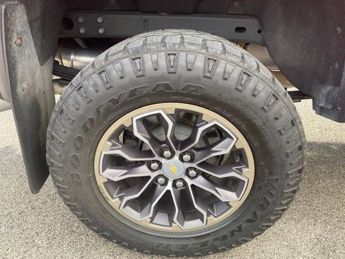 Used 2020 Chevrolet Colorado ZR2 AWD/4WD image 24