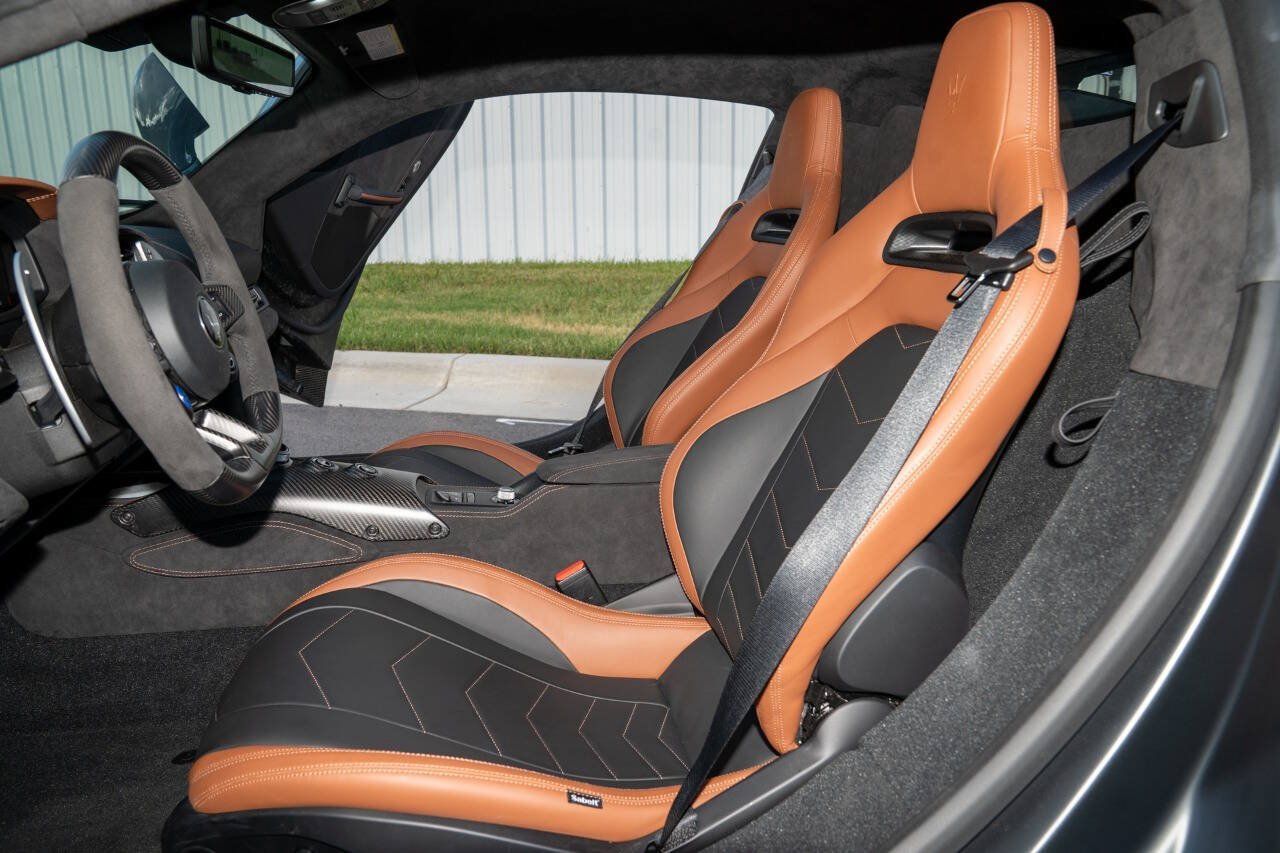 Used 2023 Maserati MC20 Coupe RWD image 24