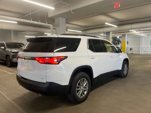 Used 2023 Chevrolet Traverse LT AWD/4WD image 5