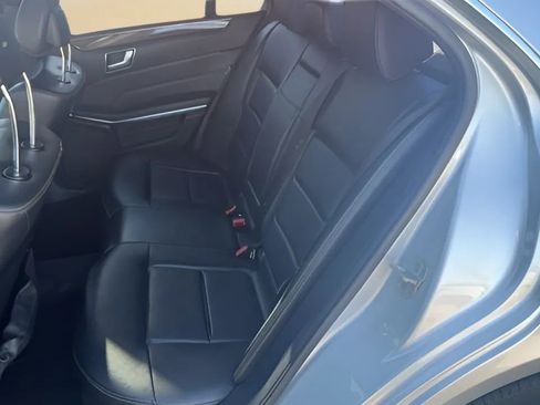 Used 2014 Mercedes-Benz E 350 4MATIC Sedan image 16