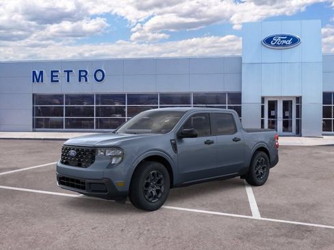 New 2026 Ford Maverick XLT w/ Equipment Group 301A AWD/4WD image 2