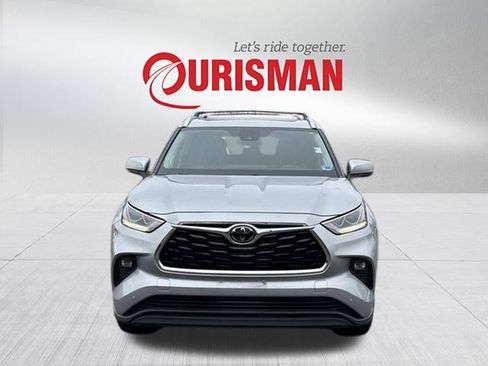 Used 2023 Toyota Highlander Limited image 6
