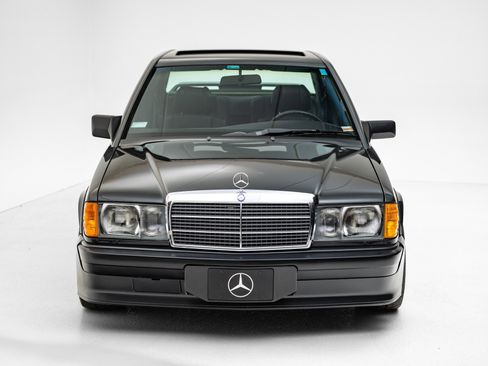 Used 1987 Mercedes-Benz 190 E 2.3-16 image 4
