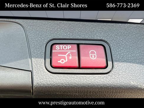 Used 2023 Mercedes-Benz GLB 250 4MATIC image 14