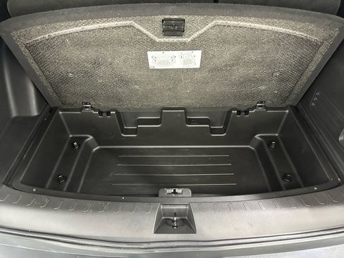 Used 2022 Chevrolet Traverse RS image 38