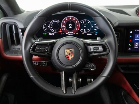 Used 2026 Porsche Cayenne GTS AWD/4WD image 22