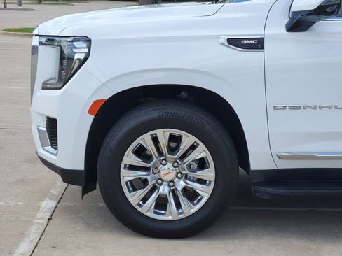 Used 2022 GMC Yukon Denali image 6
