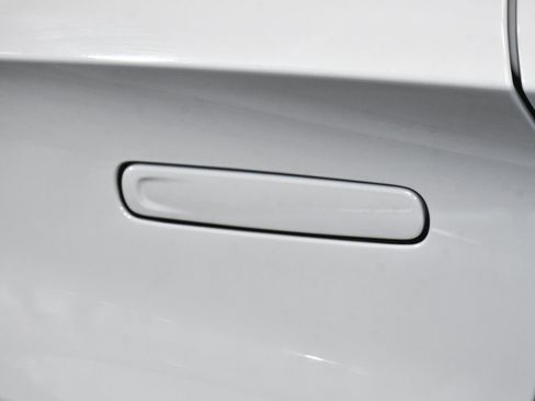 Used 2025 Lotus Emira V6 image 12