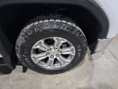 Used 2020 GMC Sierra 1500 SLE w/ SLE Value Package AWD/4WD image 25