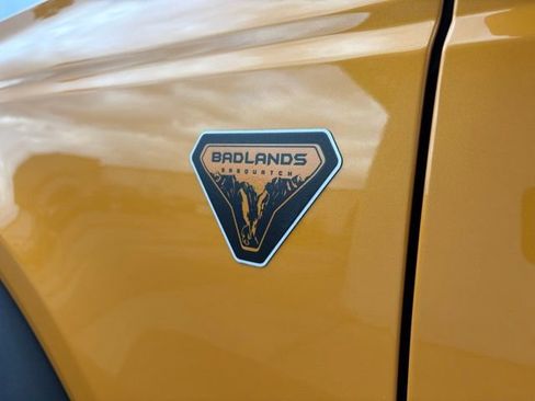 Used 2022 Ford Bronco Badlands w/ Sasquatch Package image 13