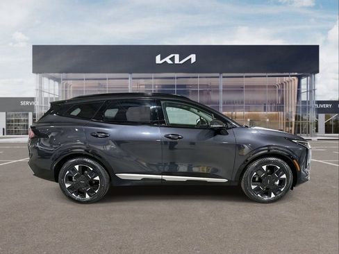 New 2026 Kia Sportage SX image 9