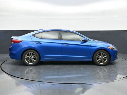 Used 2017 Hyundai Elantra Value Edition FWD image 8