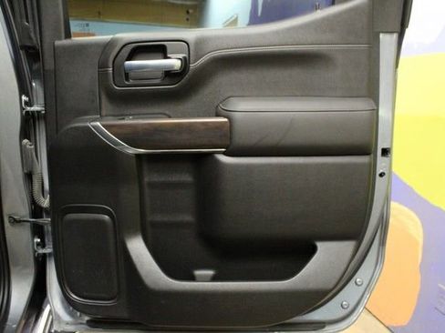 Used 2021 GMC Sierra 1500 SLT w/ SLT Premium Plus Package AWD/4WD image 12
