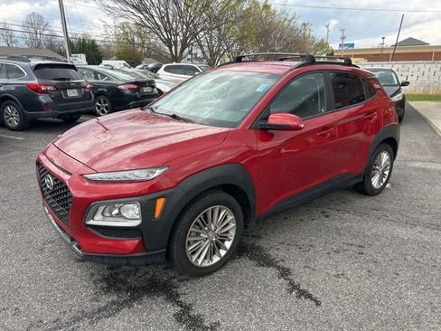 Used 2021 Hyundai Kona SEL image 2