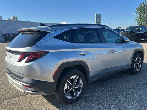 Used 2025 Hyundai Tucson SEL AWD/4WD image 5