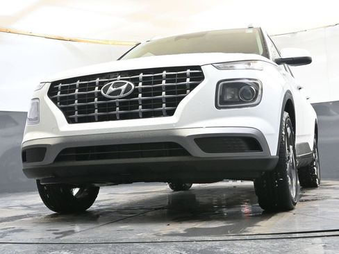 New 2026 Hyundai Venue SEL image 39