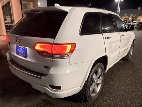 Used 2015 Jeep Grand Cherokee Overland image 11