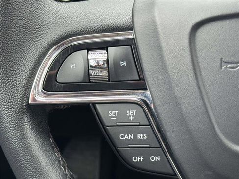 Used 2022 Lincoln Nautilus Standard image 18