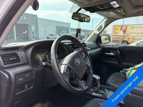 Used 2017 Toyota 4Runner TRD Off-Road Premium AWD/4WD image 16