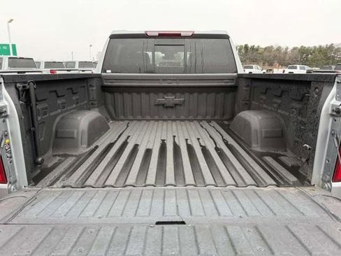 Used 2025 Chevrolet Silverado 1500 LT Trail Boss w/ Convenience Package II image 11