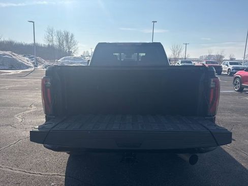 Used 2024 GMC Sierra 2500 AT4 w/ AT4 Premium Plus Package image 26