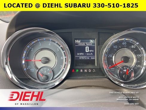 Used 2012 Chrysler Town & Country Limited w/ Luxury Group image 22