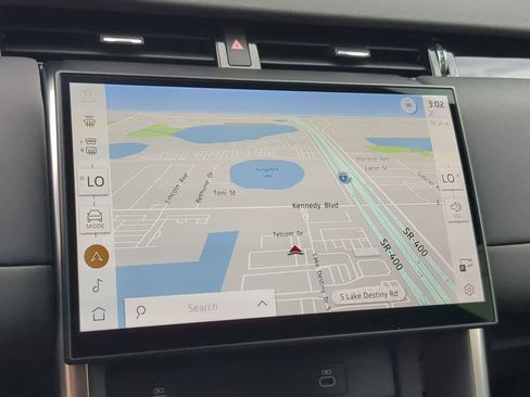 Used 2025 Land Rover Discovery Sport S image 31