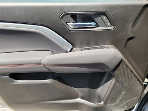 New 2025 Chevrolet Colorado Z71 image 15