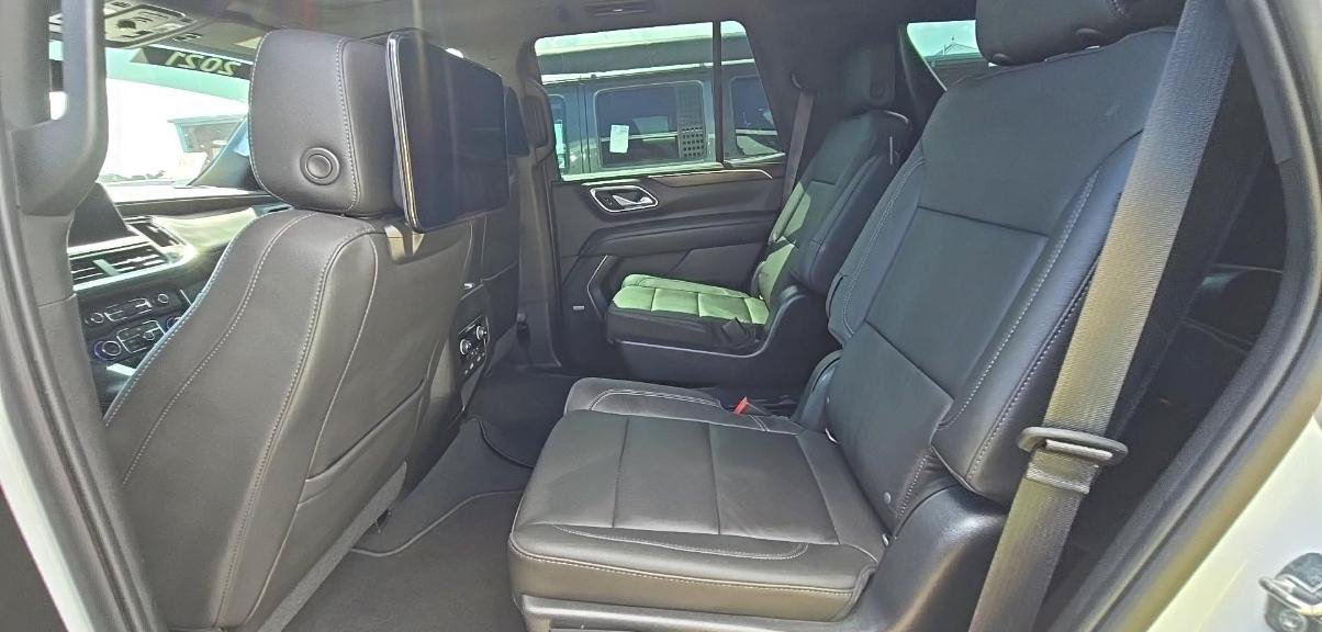 Used 2021 Chevrolet Tahoe Z71 w/ Rear Media and Nav Package AWD/4WD image 15