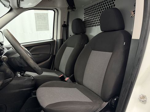 Used 2020 RAM ProMaster City Tradesman image 8