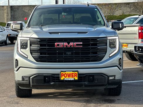 Used 2023 GMC Sierra 1500 Elevation w/ Elevation Premium Package image 9