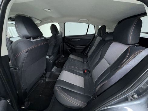 Used 2021 Subaru Crosstrek 2.0i Premium image 12