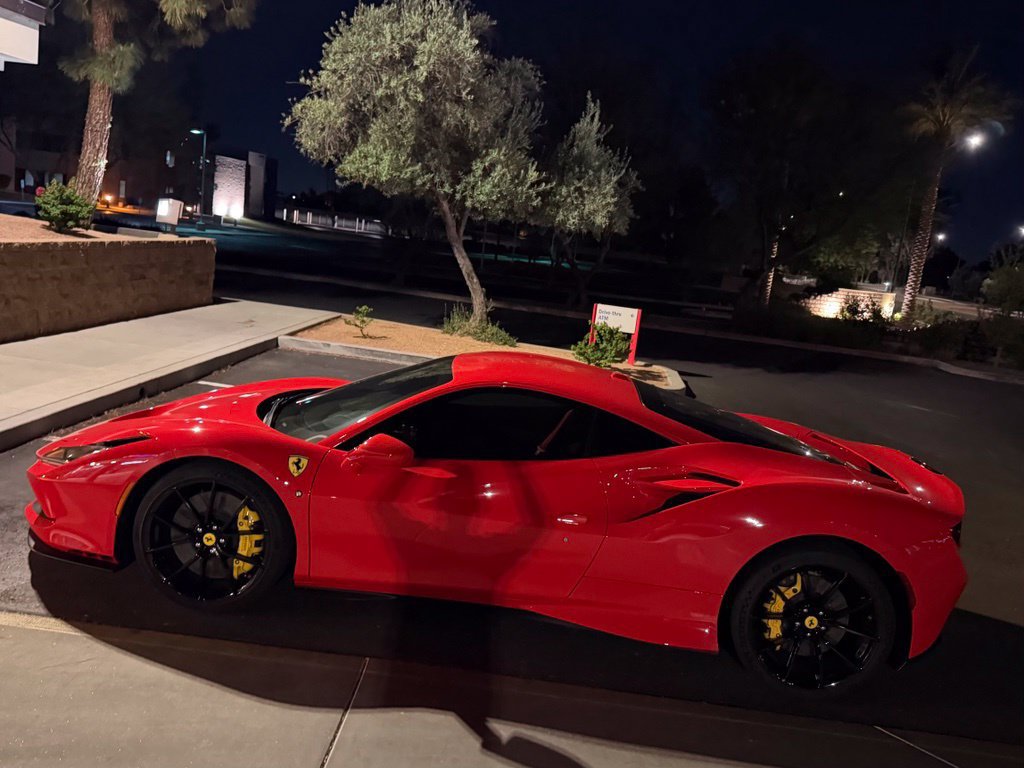Used 2020 Ferrari F8 Tributo RWD image 13