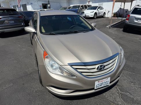 Used 2011 Hyundai Sonata GLS w/ Popular Equipment Pkg 2 FWD image 11